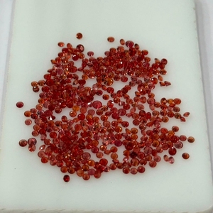 Zafiro Natural Naranja Oscuro, Corte Brillante Redondo, 2mm, Calibrado, AAAA, Tailandia, Joyería Fina, Piedra Preciosa - Product Image 1