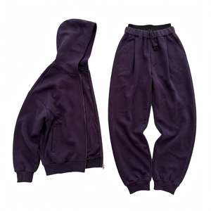 Ensemble de survêtement unisexe pour femme, coupe oversize, avec sweat à capuche zippé et pantalon de survêtement à double ceinture, jambes larges et design plissé, deux pièces - Product Image 3