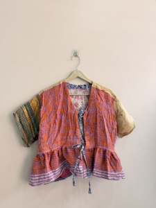 Lote surtido de blusas tribales vintage Kantha hechas a mano para mujer, estilo hippie. - Product Image 4