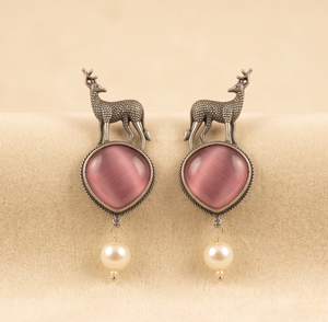 จี้รูปกวางมาเจสติก DIVYORO - Product Image 1