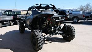 Brand New MAVERICK R X RS 999T DCT <b>UTV</b> with EPA EEC Certifications 4 Stroke Engine Switchable 2WD/4WD Differential Lock for Sale - Product Image 4