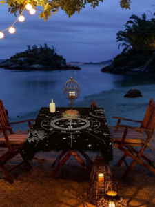 Nappe d'autel en coton Pentagramme Soleil Lune Triple Lune Triquetra Spirituelle Faite à la main Housse de table carrée Faite à la main par des artisans indiens - Product Image 2