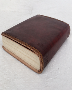 Cuaderno de Cuero Rojo Antiguo con Diseño de Esquina Grabada y Adorno de Piedra, Venta al por Mayor, Diseño Personalizable, Libro de Composición, Regalo - Product Image 6