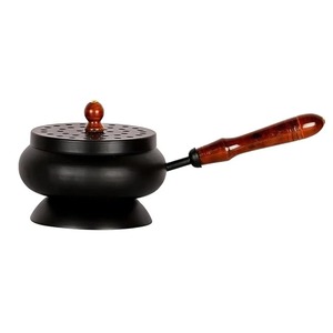 Nuevo diseño, producto de última generación, venta al por mayor, quemador de incienso Bakhoor metálico árabe portátil de lujo, blanco brillante, personalizado para Oriente Medio. - Product Image 1