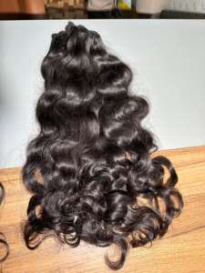 Venta caliente 2025 onda Natural Super doble dibujado barato cabello Remy donante único indio humano virgen crudo extensión de cabello sin procesar - Product Image 5