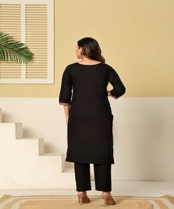 สินค้ามาใหม่ ชุดเสื้อผ้าฝ้ายพิมพ์ลายดิจิตอล DHABU พร้อมผ้าคลุมไหล่ มีสินค้าในสต็อก ชุดทำงานผู้หญิง แห้งเร็ว ราคาขายส่ง สไตล์ชาติพันธุ์ - Product Image 3