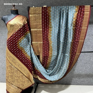 Proveedor de la colección de sarees de excelente calidad en algodón y seda con estampado degradado y Bandhani y borde tejido con Zari, procedente de la India. - Product Image 1