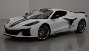 Chevrolet Corvette Z06 1LZ 2026 de Lujo Certificado, Coupé con Tracción Trasera - Product Image 4