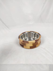 Plat à gratin vintage en bois fait main avec couvercle en acier inoxydable, écologique, vente en gros en vrac en provenance d'Inde au prix d'usine - Product Image 4