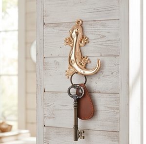 Handcrafted Lizard Design Wall <b>Hooks</b> Durable Material <b>With</b> Elegant Finished Perfect For Towels Door Hanging Display - Product Image 1
