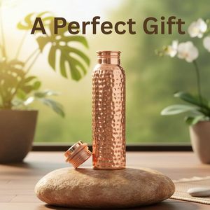 Botella de Agua Portátil de Cobre Puro Clásica Martillada ALTAMASH CRAFT con Tapa Hermética de 500 ml, Salud Ayurvédica - Product Image 4