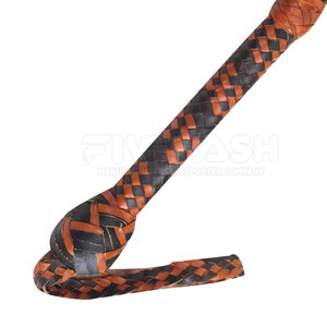 Látigo de Cuero de Alta Calidad, Duradero, de Cuero Genuino, con Mango Resistente y Diseño Flexible, Ideal para Entrenamiento, Uso en Exteriores y Diario - Product Image 3