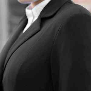 Veste d'équitation noire personnalisée pour femme, en coton et polyester, coupe-vent, respirante, pour entraînement extérieur 2026 - Product Image 2