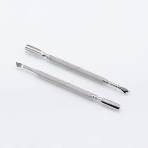 Empujador de cutículas de doble extremo plateado, removedor de piel muerta de acero inoxidable, empujador de cutículas de uñas, empujadores duraderos para recortar cutículas - Product Image 4