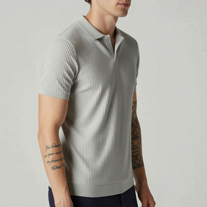 T-shirt classique en tissu gaufré, design uni, confortable pour un usage quotidien, tissu gaufré durable, style streetwear, t-shirt décontracté tendance - Product Image 1