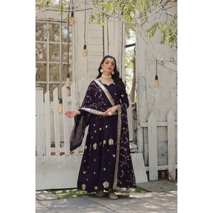 SANAYA'S Designer Prêt-à-Porter Vestido de noche con Dupatta de diseño, de la marca Dupatta, de la marca SANAYA'S - Product Image 2