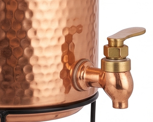 Fontaine à eau artisanale en cuivre avec finition martelée et couvercle, distributeur de boissons en métal de style vintage pour la cuisine - Product Image 2