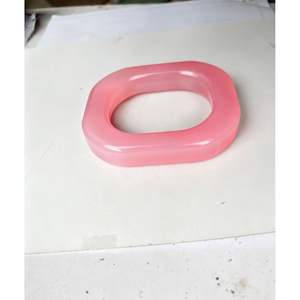 Bracelets ethniques en résine faits à la main pour femmes, accessoires de mode traditionnels en cristal, bijoux haut de gamme d'Inde RR Enterprises - Product Image 1