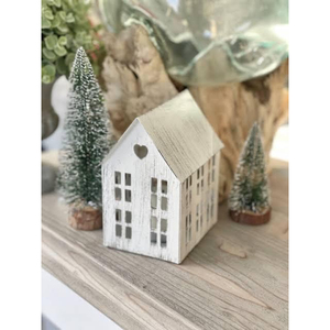 Portavelas de Metal Blanco con Forma de Casa, Acabado Envejecido, Linterna para Velas de Té con Ventanas Recortadas y Corazón, Decoración Navideña para el Hogar, Regalo - Product Image 1