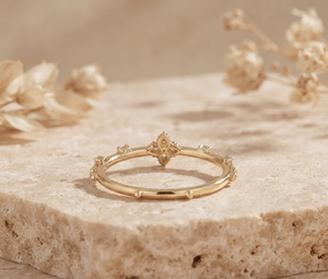 แหวนทอง 14k แบบมินิมอลประดับเพชรแบบปาเว่ สำหรับขายส่ง เหมาะสำหรับงานแต่งงานและงานปาร์ตี้ แหวนเรียบหรูสำหรับผู้หญิง - Product Image 2