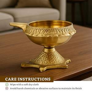 Deepak tradicional hecho a mano, Deepak artesanal de latón, Diya de diseño moderno, linterna decorativa, pieza decorativa artesanal. - Product Image 4