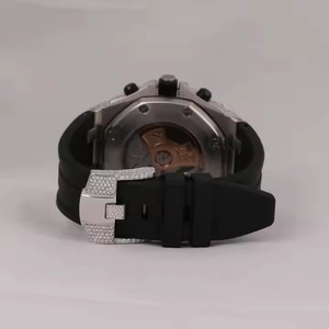 Reloj de Diamantes de Lujo de Alta Demanda para Hombres, Ideal para Aniversarios de Boda y Regalos, Reloj Completamente Adornado con Diamantes para Venta de Exportación desde India - Product Image 2