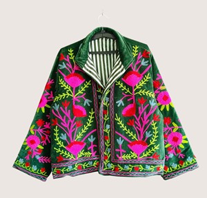 Abrigo Abierto Bohemio de Talla Grande con Bordado Floral Suzani en Terciopelo Verde, Manga Larga, Cuello Redondo, Ecológico, Informal para Mujer - Product Image 2