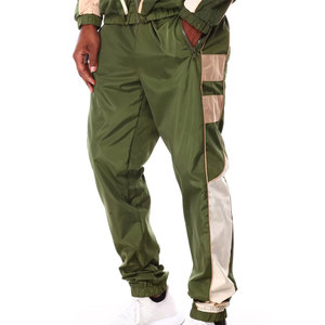 Prix d'usine – Ensemble court léger à capuche, coupe-vent uni, style décontracté, avec logo brodé, faible quantité minimale de commande - Product Image 6