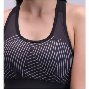 เสื้อชั้นในกีฬา OEM สำหรับผู้หญิง แบบมีฟองน้ำในตัว เสื้อครอปโยคะ เสื้อออกกำลังกาย เสื้อวิ่ง ผลิตในปากีสถาน เสื้อชั้นในกีฬาแบบสั่งทำ - Product Image 5