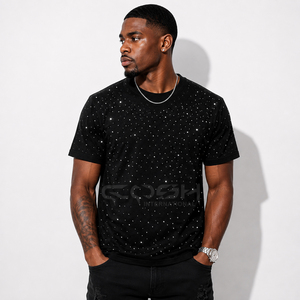 Camiseta Negra con Cristales de Imitación, Diseño Inspirado en Cosh International, Estilo Urbano Unisex, Algodón Premium - Product Image 4