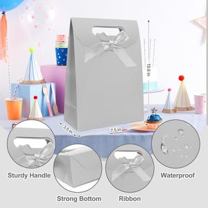 Set di 4 Sacchetti Regalo di Media Dimensione 7 X 4 X 10 Pollici con Manici per Feste, Compleanni, Matrimoni e Altre Occasioni - Product Image 2