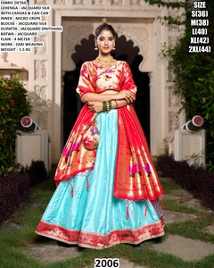 Lehenga Choli Tradicional Bandhani Mehrefen Grace para Boda, Largo hasta el Suelo, en Seda Jacquard para Mujer - Product Image 4