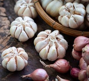 Ajo Fresco Orgánico de Última Cosecha, 25 kg, Suministro a Granel Directo de Granja, Color Natural, Aroma, Mercados Internacionales, Calidad Superior - Product Image 2