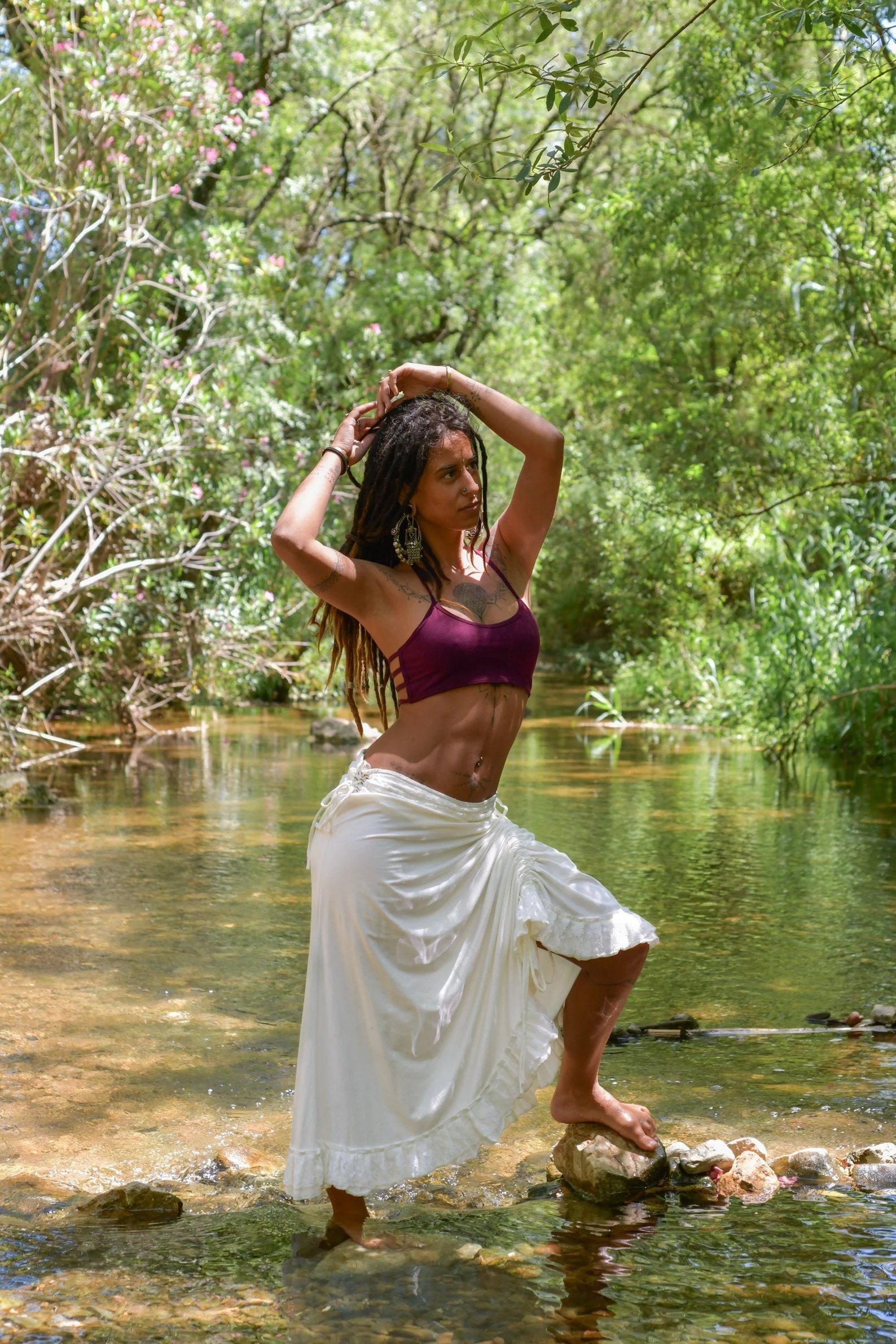 เช่นเดียวกับภาพ