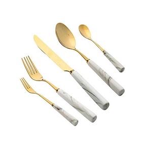 Cuchillo para servir pasteles con diseño de hojas, juego de cuchillos para mantequilla en metal color dorado, juego de cubiertos a precios asequibles. - Product Image 5