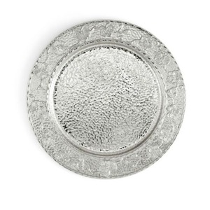 Wholesale Modern Round Silver Metal Charger <b>Plates</b> With Embossed Leaf Edge Design Wedding Party Dining Table Decoration - Product Image 3