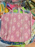 Sac fourre-tout matelassé en coton imprimé à la main indien, couleur poussière, fermeture ouverte, pour femme, shopping et voyage