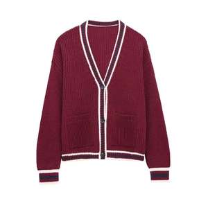 Cardigan Premium Respirant Col V Rayé pour Homme – Pull Tricoté Style Universitaire Boutonné Décontracté pour le Bureau - Product Image 2