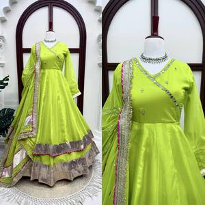 TENNECY Choli traditionnel pour femme en organza, longueur cheville, style Inde Pakistan, réversible, séchage rapide, extensible, idéal pour les mariages - Product Image 4