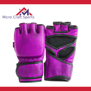 Gants de boxe et de MMA professionnels en cuir PU avec logo personnalisé, fermeture réglable, antidérapants, sangle de poignet ajustable, fabriqués au Pakistan - Product Image 3