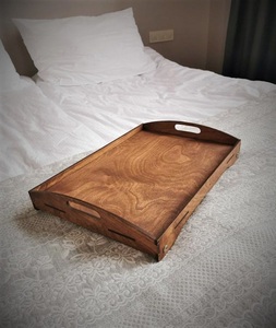 Plateau de service rectangulaire décoratif en bois avec pieds, style contemporain, prix de gros attractif - Product Image 4