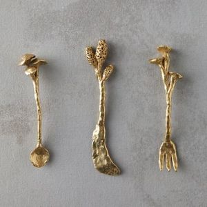 ชุดช้อนส้อมสแตนเลสสตีลด้ามทองคำ ขายดี หรูหรา สำหรับรับประทานอาหาร - Product Image 3
