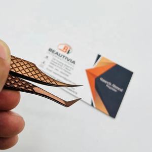 แหนบต่อขนตาสแตนเลสโรสโกลด์ที่ผ่านการทดสอบด้วยมือแหนบสำหรับแยกขนตาที่แข็งแรงพร้อมฉลากส่วนตัว - Product Image 2