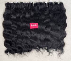 Extensiones de Cabello Humano Natural Ondulado, 100% Natural, Cutícula Alineada, Cabello Virgen Vietnamita Sin Procesar - Product Image 2