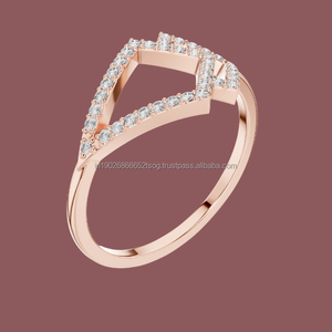 Fabrication de boucles d'oreilles en argent et diamant de laboratoire personnalisé 10K Bagues en diamant élégantes - Product Image 1