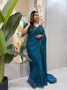 Robe de soirée élégante en soie avec perles, dentelle et travail de latkan - Product Image 4