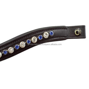 Diadema de cuero para caballo con logotipo personalizado, acolchada, negra, con cristales transparentes azules y blancos brillantes. - Product Image 5