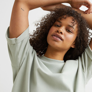 Conjunto de pijama de algodón suave tejido a medida al por mayor para mujer, camisa de manga larga y pantalones cortos, conjunto de pantalones cortos y camisa personalizados - Product Image 2