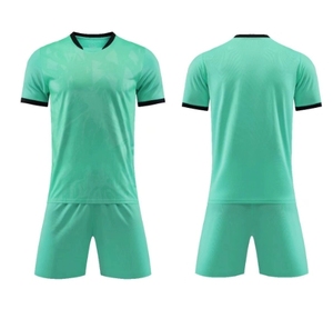 ชุดเสื้อฟุตบอลสำหรับฝึกซ้อมผู้ใหญ่และเด็ก พิมพ์ชื่อและหมายเลขได้ สีแดงและสีดำ ชุดยูนิฟอร์มฟุตบอล - Product Image 4