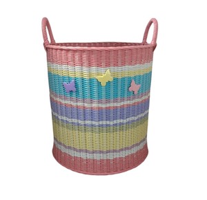 Panier en rotin rayé pastel avec accents papillon, tissé à la main, bac de rangement décoratif mignon pour chambre d'enfant et maison - Product Image 1